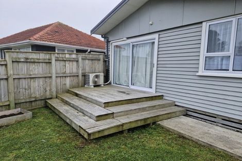 Photo of property in 2/2 Wynyard Street, Bell Block, New Plymouth, 4312