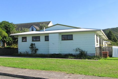 Photo of property in 2/11 Te Arawi Street, Takapuwahia, Porirua, 5022