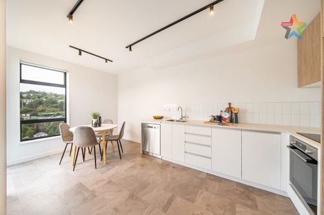 Photo of property in 6/69 Tiketike Way, Brooklyn, Wellington, 6021