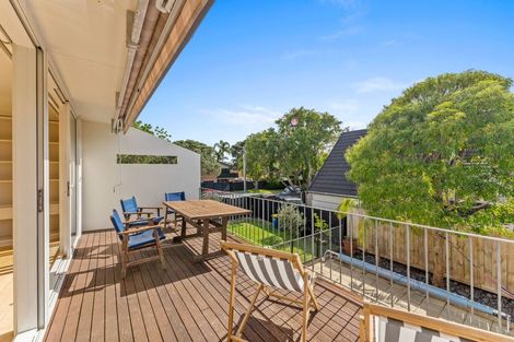 Photo of property in 1a Muritai Road, Milford, Auckland, 0620