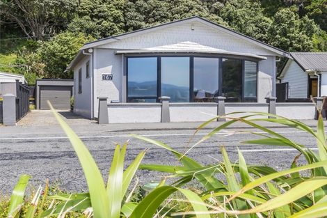 Photo of property in 167 Breaker Bay Road, Breaker Bay, Wellington, 6022
