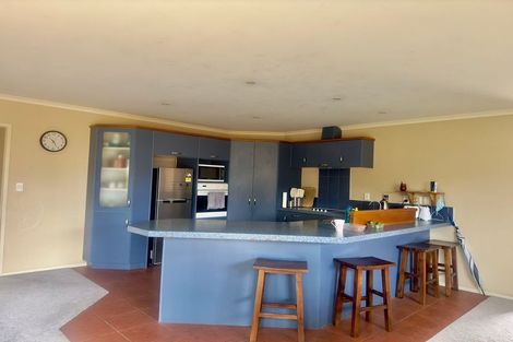 Photo of property in 16 Hawkridge Rise, Huntington, Hamilton, 3210