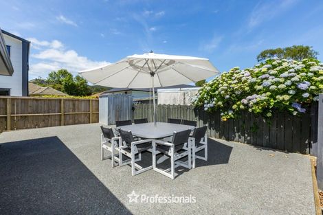 Photo of property in 2 Bathurst Street, Heretaunga, Upper Hutt, 5018