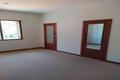 Photo of property in 17 Boyd Avenue, Mangere Bridge, Auckland, 2022