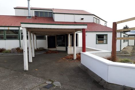 Photo of property in 2383 State Highway 2, Waipukurau, 4200