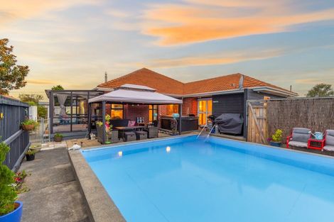 Photo of property in 18 Voss Street, Shirley, Christchurch, 8013