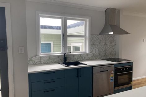 Photo of property in 6 Seddon Street, Levin, 5510