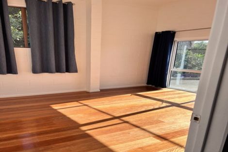 Photo of property in 349 Triangle Road, Massey, Auckland, 0614