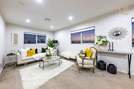 Photo of property in 134 Keri Vista Rise, Papakura, 2110