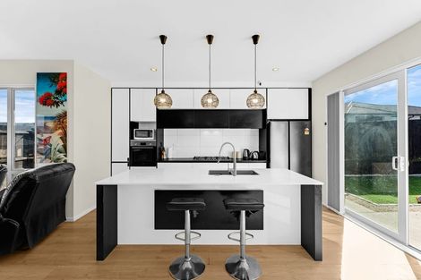 Photo of property in 18 Calder Crescent, Pokeno, 2402