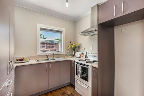 Photo of property in 15 Howden Street, Waiuku, 2123