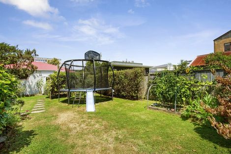Photo of property in 51 Richmond Street, Petone, Lower Hutt, 5012