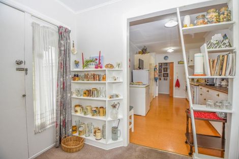 Photo of property in 13 Barrett Place, Carterton, 5713