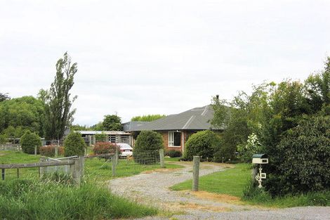 Photo of property in 147 Northbrook Road, Rangiora, 7400