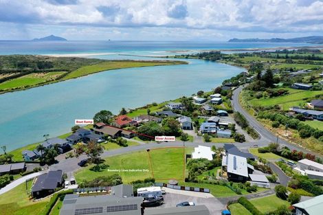Photo of property in 15 Riverview Place, Waipu, 0582