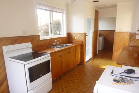 Photo of property in 22 Airdrie Road, Ranui, Auckland, 0612