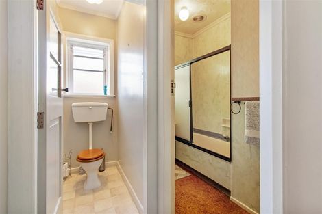 Photo of property in 6 Dash Street, Waimate, 7924