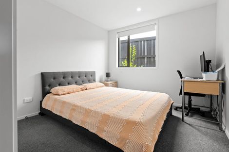 Photo of property in 2/2 English Street, Saint Andrews, Hamilton, 3200