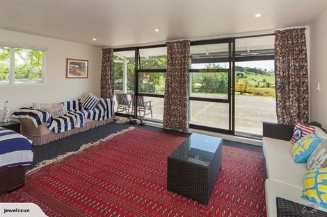 Photo of property in 25 Hull Road, Waitoki, Kaukapakapa, 0871