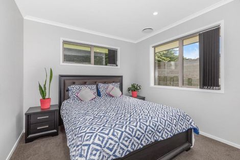 Photo of property in 2 Shearwater Lane, Whitby, Porirua, 5024