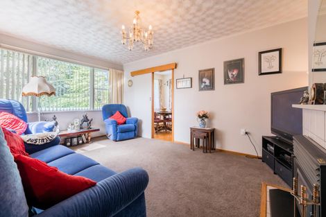 Photo of property in 23 Lowtherhurst Road, Massey, Auckland, 0614