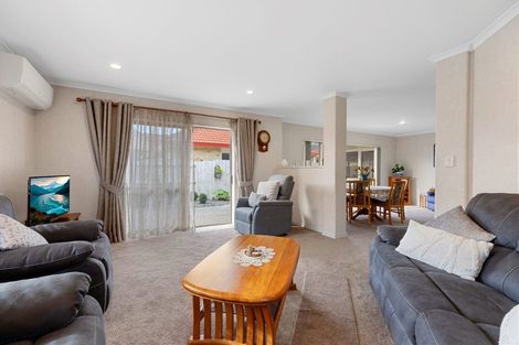 Photo of property in 72a Beachwater Drive, Papamoa Beach, Papamoa, 3118