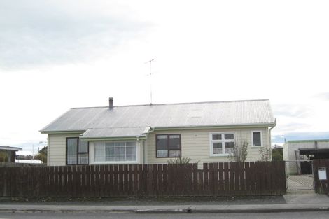 Photo of property in 61 James Street, Balclutha, 9230