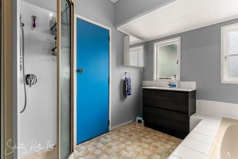 Photo of property in 5 Griffin Road, Maungaturoto, 0520