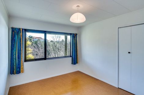 Photo of property in 27 Burns Road, Hospital Hill, Napier, 4110
