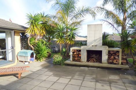 Photo of property in 16 Halyard Loop, Haruru, 0204