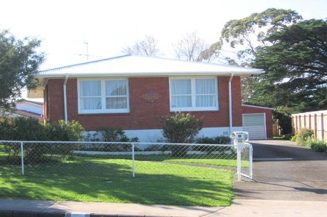 Photo of property in 39 Christmas Road, Manurewa, Auckland, 2102
