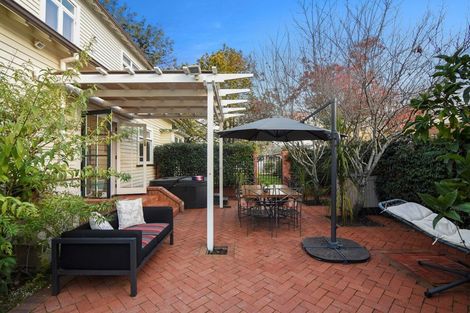 Photo of property in 3 Young Street, Claudelands, Hamilton, 3214