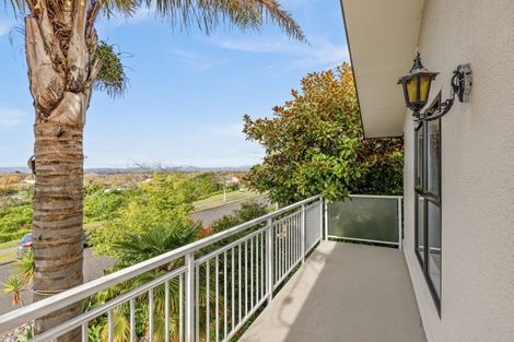 Photo of property in 58 Churchill Drive, Taradale, Napier, 4112