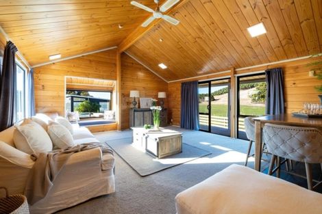 Photo of property in 49 Harper Road, Waimarama, 4294