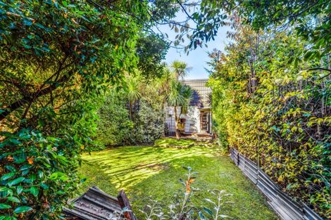 Photo of property in 6b Williams Street, Sunshine Bay, Queenstown, 9300