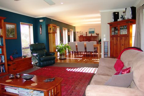 Photo of property in 33 Mangauika Road, Pirongia, Te Awamutu, 3876
