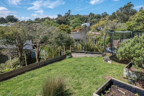 Photo of property in 6 Brydon Way, Paparangi, Wellington, 6037
