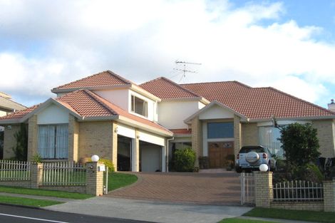 Photo of property in 29 Jane Eyre Drive, Somerville, Auckland, 2014
