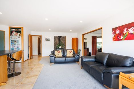 Photo of property in 122 Oxford Street, Ashhurst, 4810