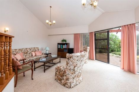 Photo of property in 15 Currell Way, Somerville, Auckland, 2014