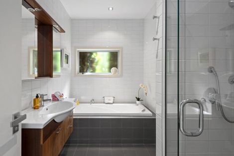 Photo of property in 33 Wroxton Terrace, Merivale, Christchurch, 8014