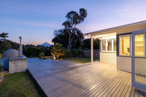 Photo of property in 25 Glen Almond Street, New Plymouth, 4310