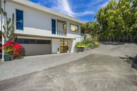 Photo of property in 2/22 Hastings Road, Mairangi Bay, Auckland, 0630