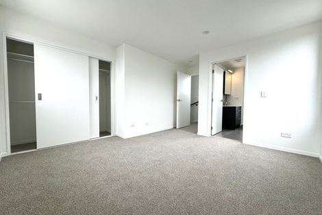 Photo of property in 39 Travis View Drive, Fairview Heights, Auckland, 0632