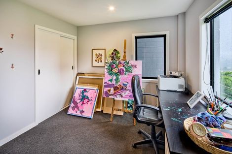 Photo of property in 75 Erlestoke Crescent, Churton Park, Wellington, 6037