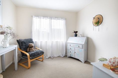 Photo of property in 11c Hinton Road, Taradale, Napier, 4112