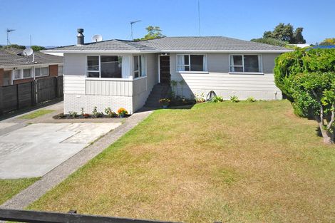 Photo of property in 152 Mahia Road, Wattle Downs, Auckland, 2103