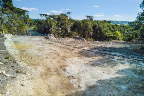 Photo of property in 125 Stratford Drive, Cable Bay, 0420