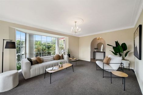 Photo of property in 19 Palomino Drive, Henderson, Auckland, 0612