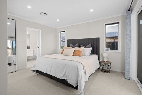 Photo of property in 2 Avian Place, Flagstaff, Hamilton, 3210